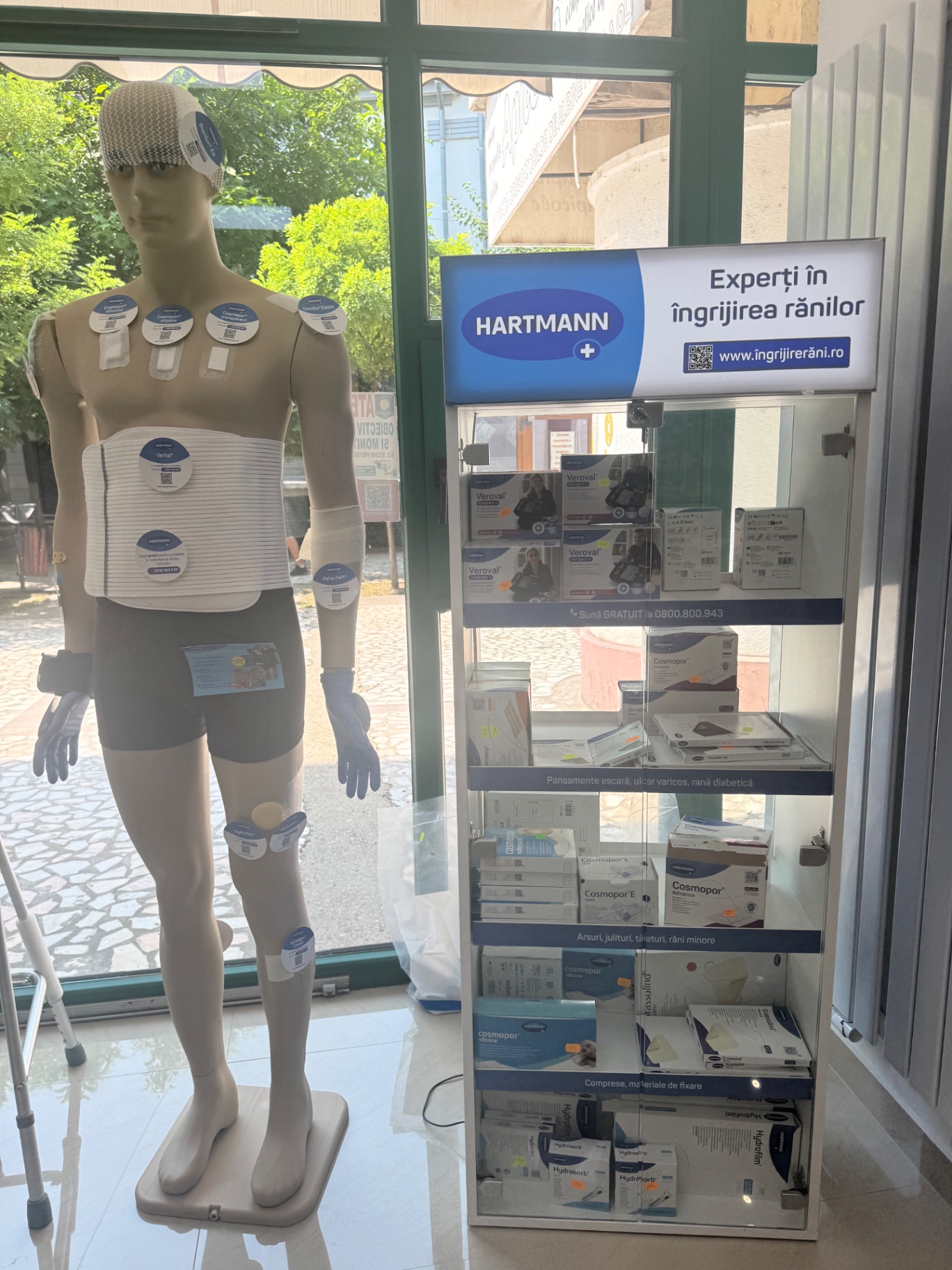 Standul Hartmann — pansamente și îngrijirea rănilor